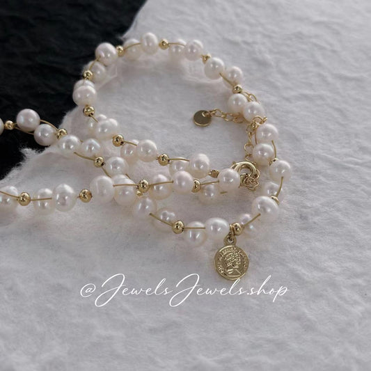 Vintage White Pearl Necklace